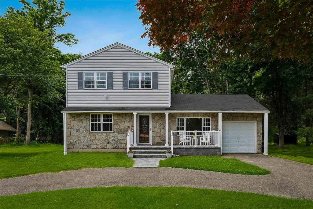 1 81 mill lot rd ny 11953